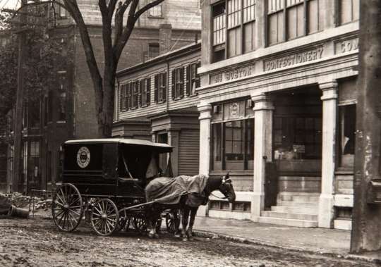 Boston Confectionary Co - Cambridge Historical Commission